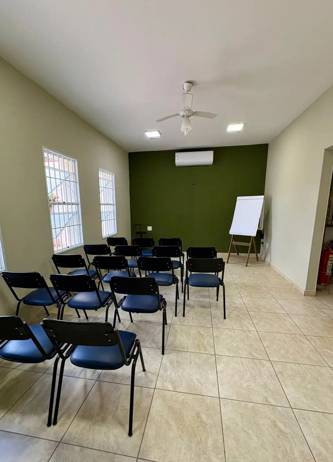 Locação de sala para cursos palestras psicólogos