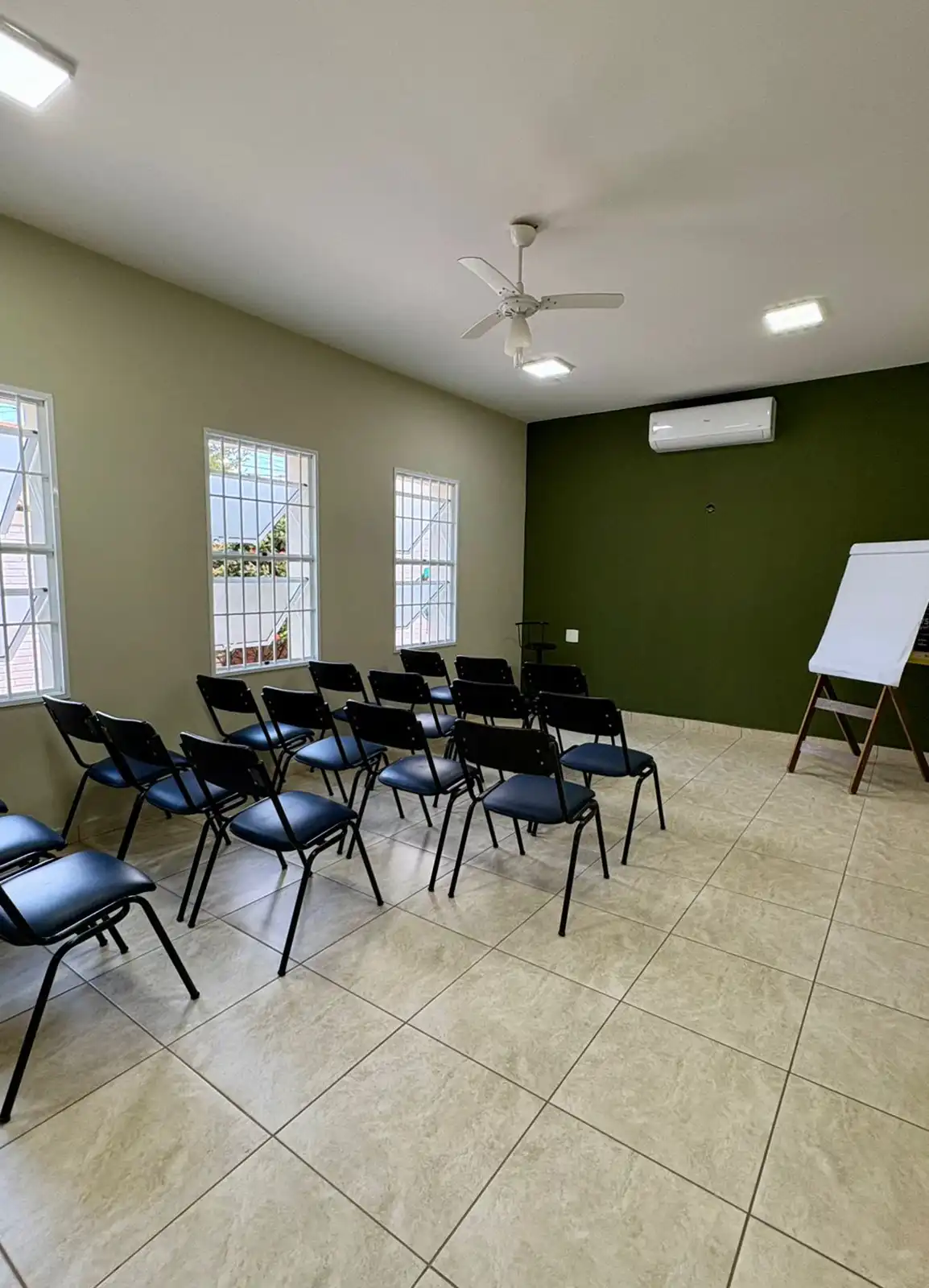 Locação de sala para cursos palestras terapeutas